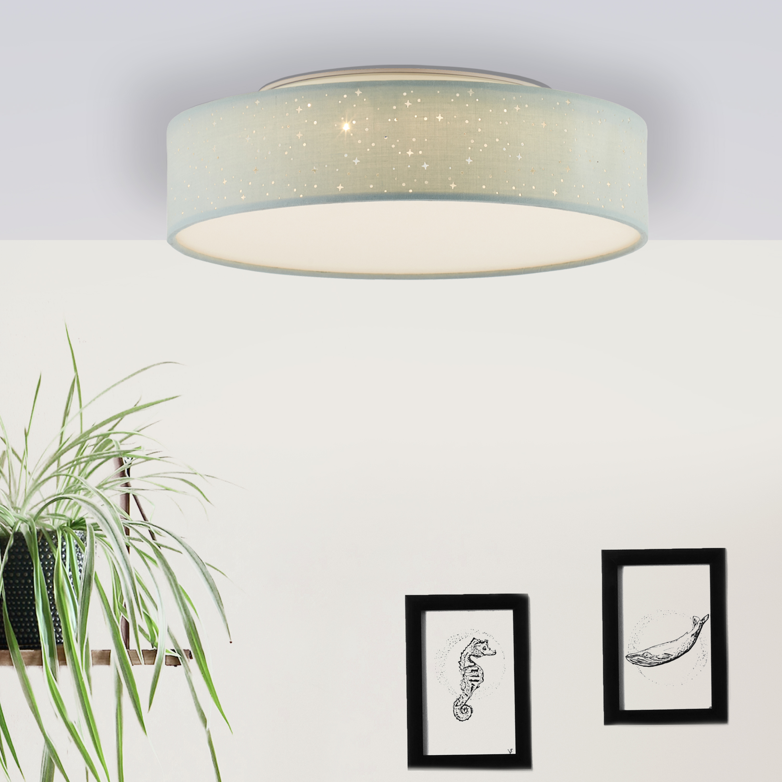 Klassische Deckenlampe mit Stoffschirm · Lightbox Leuchten & Licht GmbH | Deckenlampen