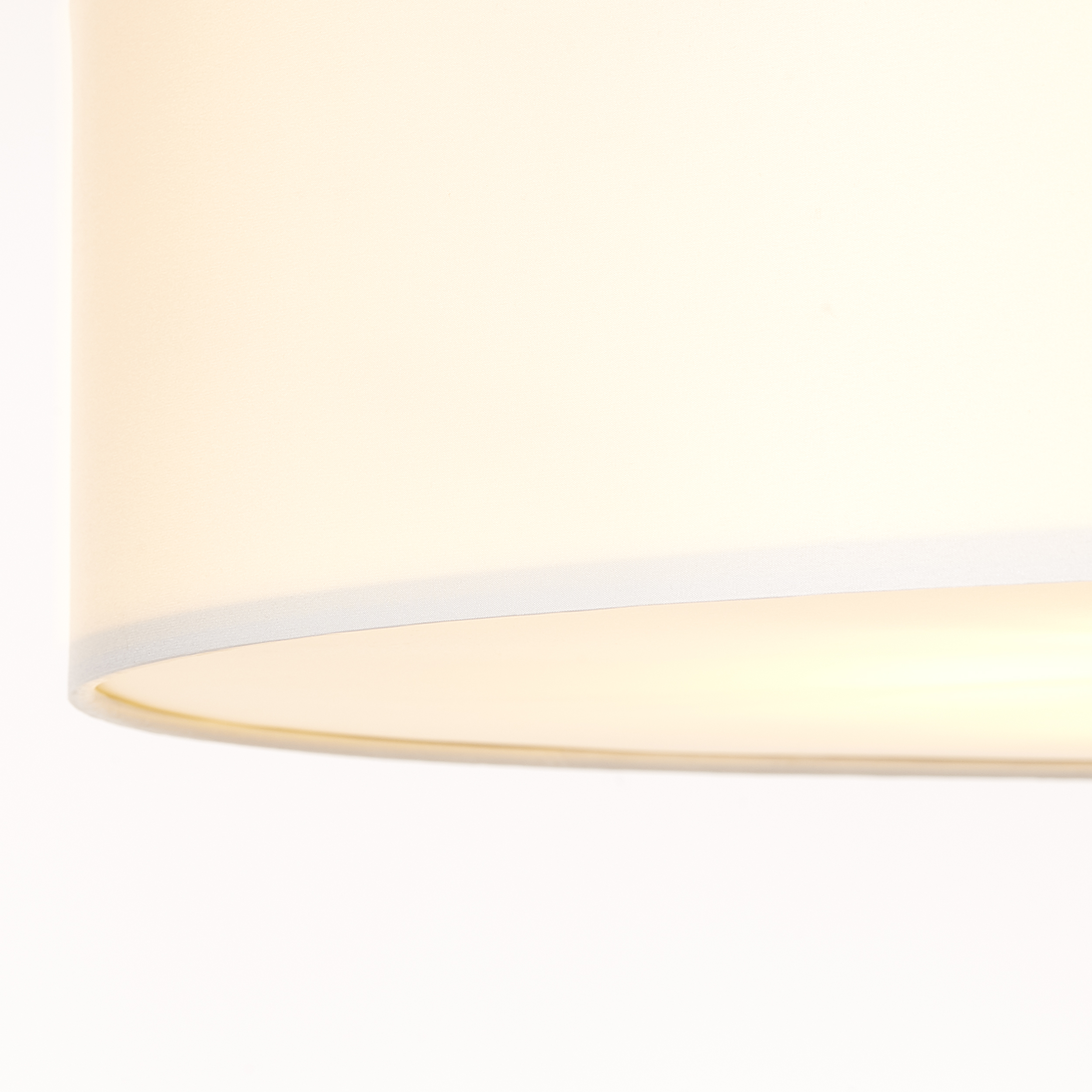 Moderne Deckenlenlampe mit weißem Textilschirm und Blendschutz · Lightbox  Leuchten & Licht GmbH