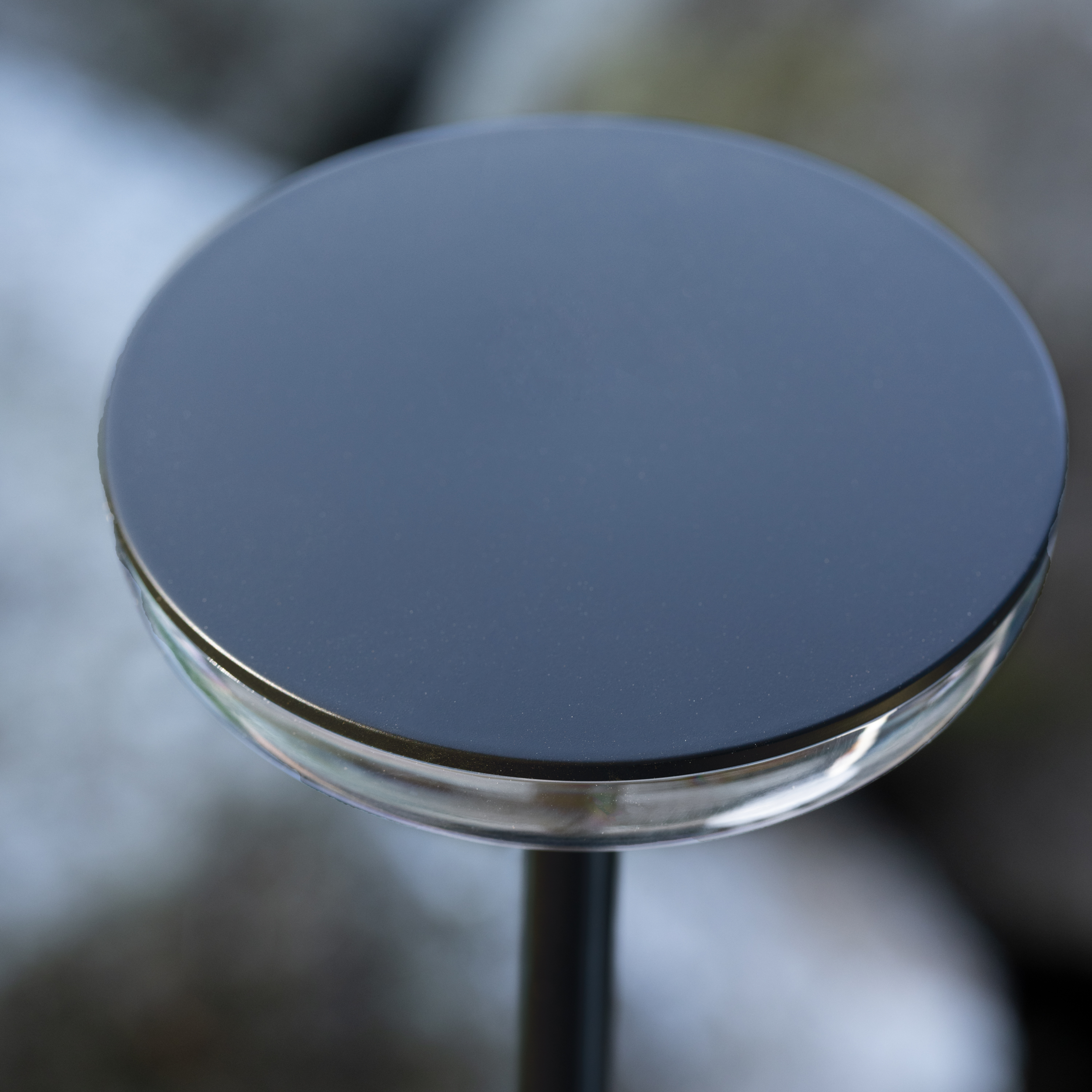 Tischleuchte schwarz/transparent Metall/Kunststoff